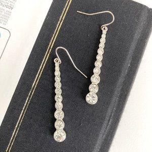 Cubic zirconia crystal drop dangle silver earrings